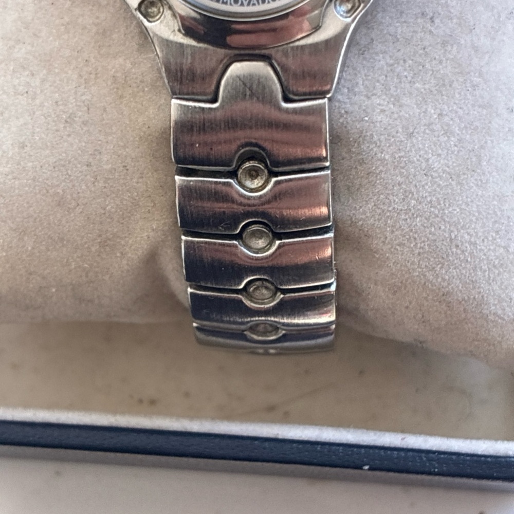Movado Women's 24mm Quartz T4A4028K Watch New Battery Installed! - Picture 3 of 6